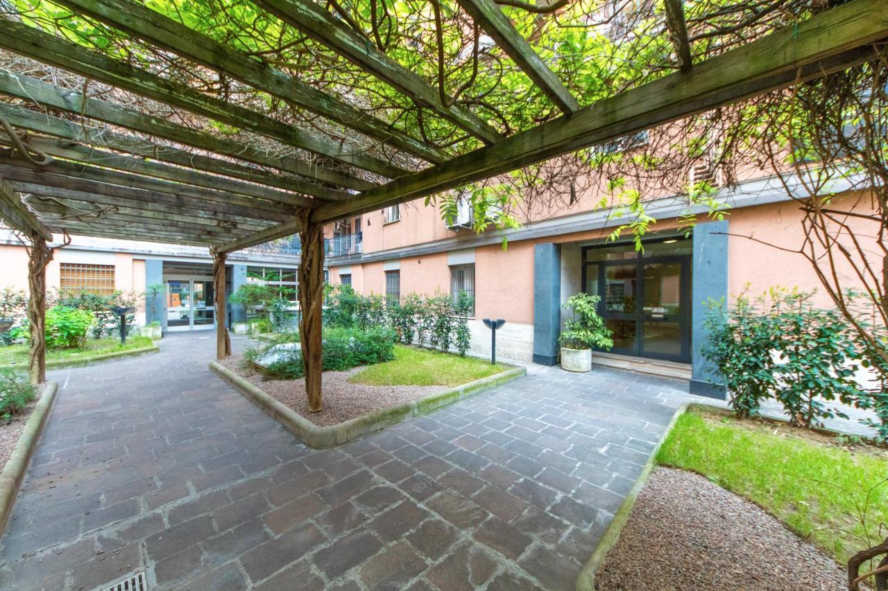 Ferienwohnung Housmart Milazzo 5 Bologna Exterior foto